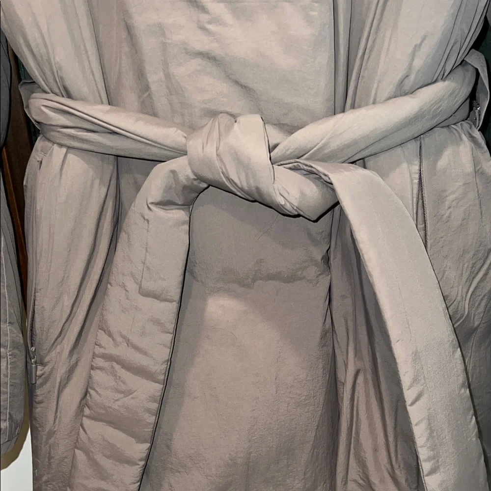 GAP Women's Brown Puffer Coat - Picture 5 of 7